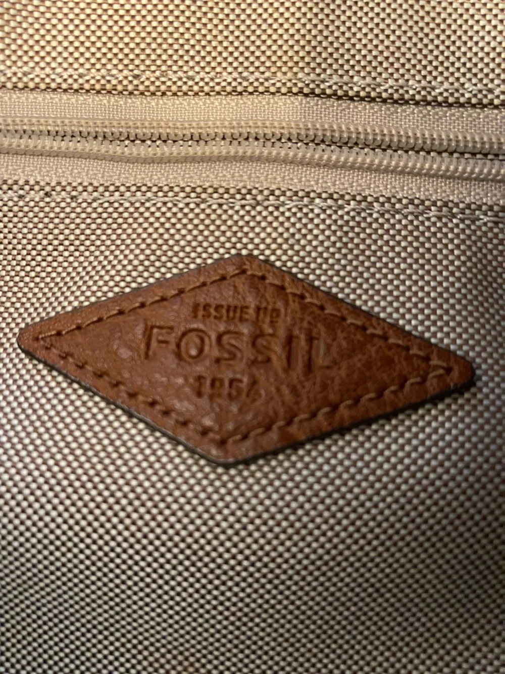 Vintage Fossil Maya Satchel excellent condition clean interior and exterior